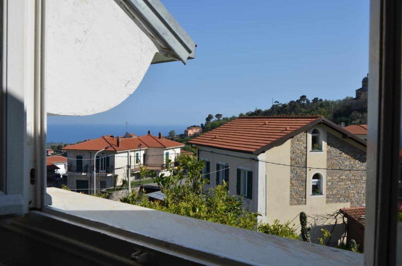 Villa La Parisienne Diano Borello Bagian luar foto