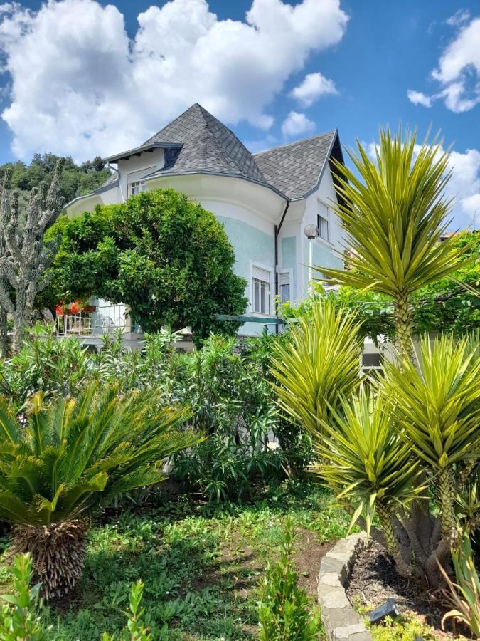 Villa La Parisienne Diano Borello Bagian luar foto