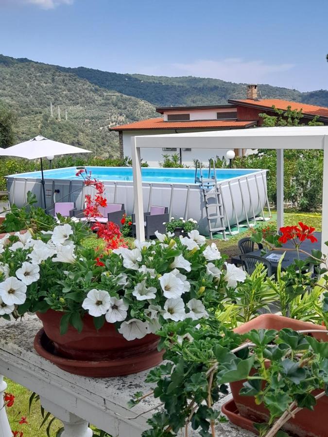 Villa La Parisienne Diano Borello Bagian luar foto